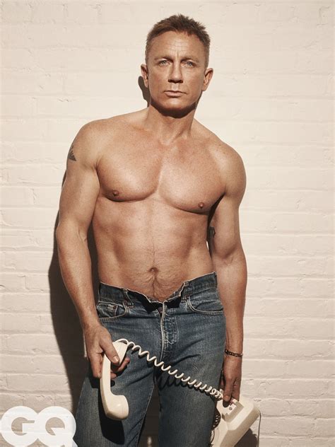 daniel craig naked|Daniel Craig bares all in new Bond movie